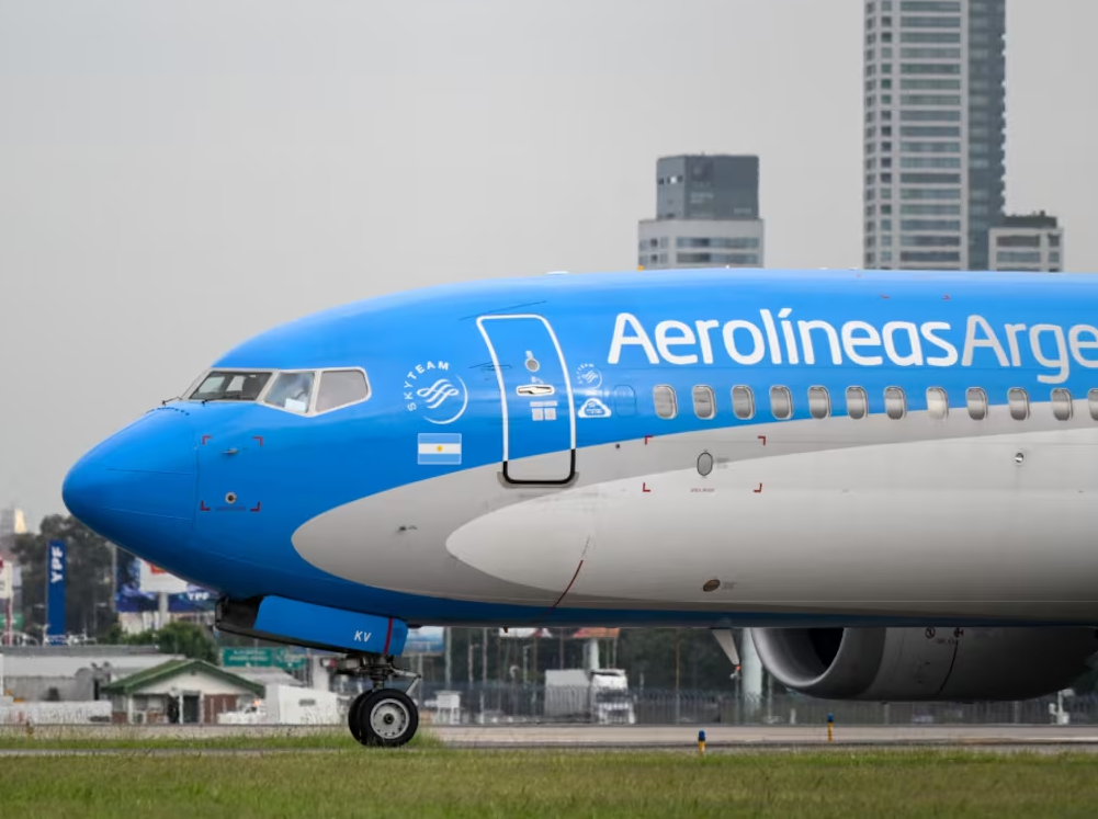 Aerolíneas Argentinas y Gremios Logran Acuerdo y Ponen Fin al Conflicto Aeronáutico  