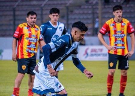 Boca Unidos sufrió en Salta y se despidió de la temporada del Federal A