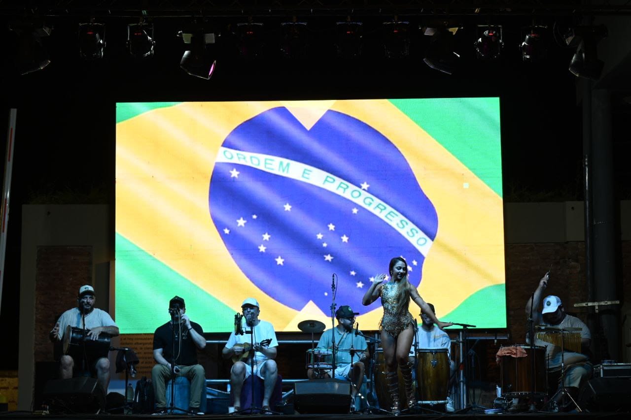 En febrero, La Unidad se transforma en un escenario lleno de ritmo, color y alegría del carnaval