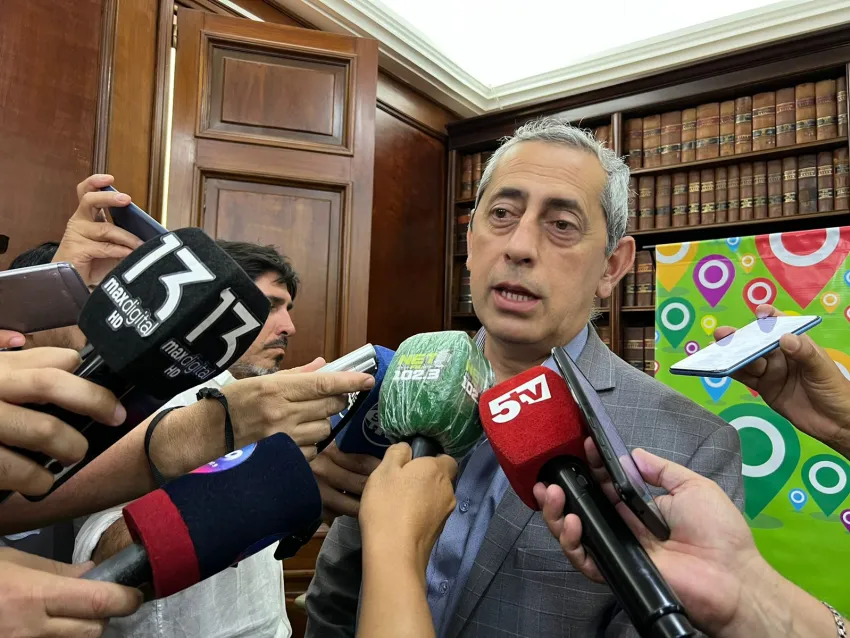 El Gobierno de Corrientes realiza anuncios de medidas salariales