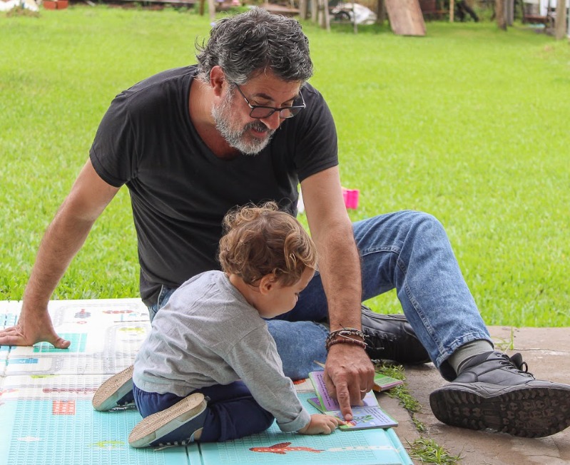 Un estudio del Ministerio de Educación destaca el rol clave de las familias en la alfabetización temprana