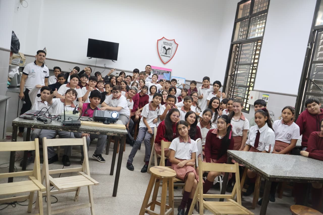 Se realizó una jornada sobre Bullying en el Colegio Hipólito Yrigoyen