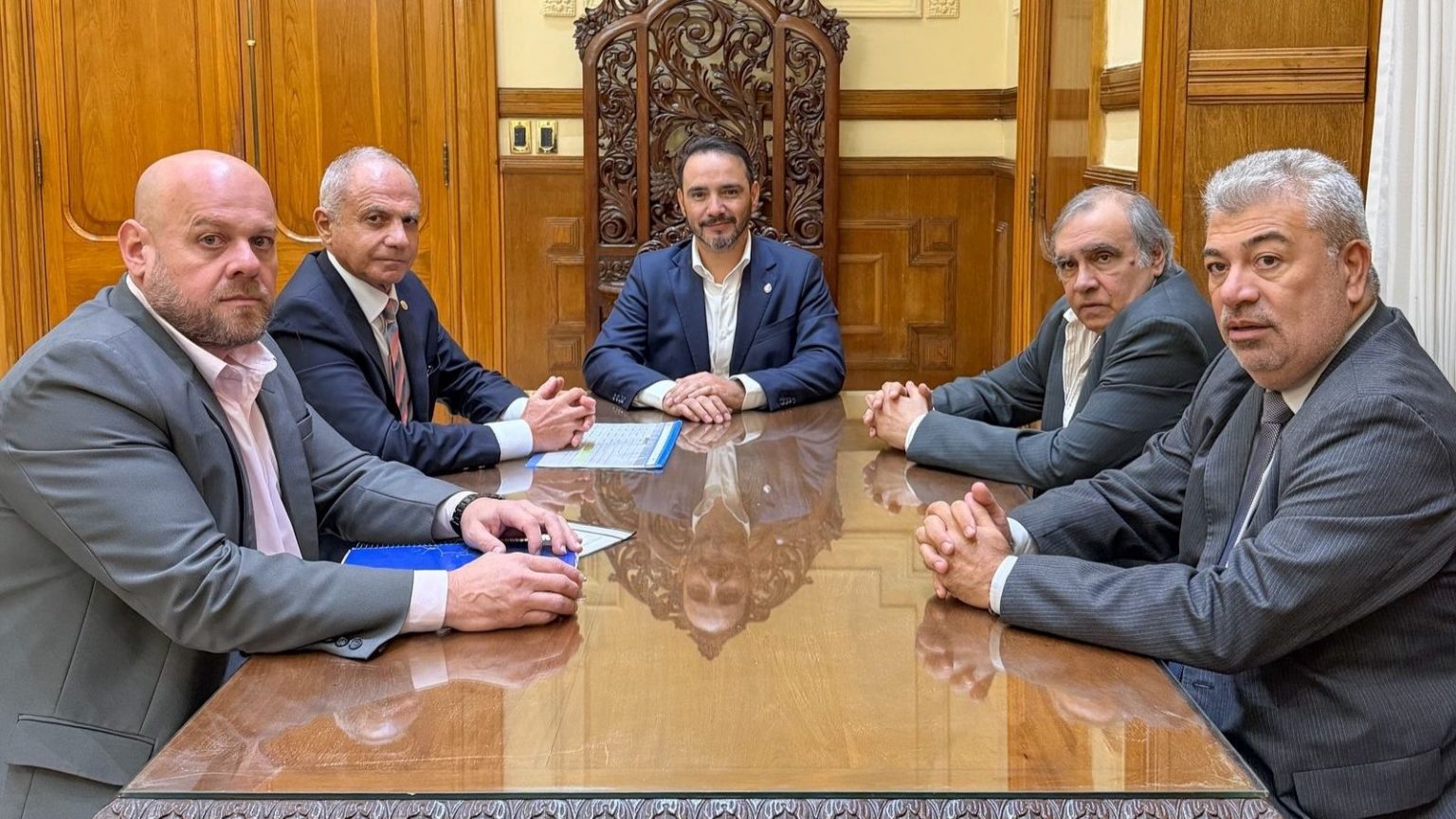 El Presidente del STJ y el Fiscal General se reunieron con el gobernador Juan Pablo Valdés