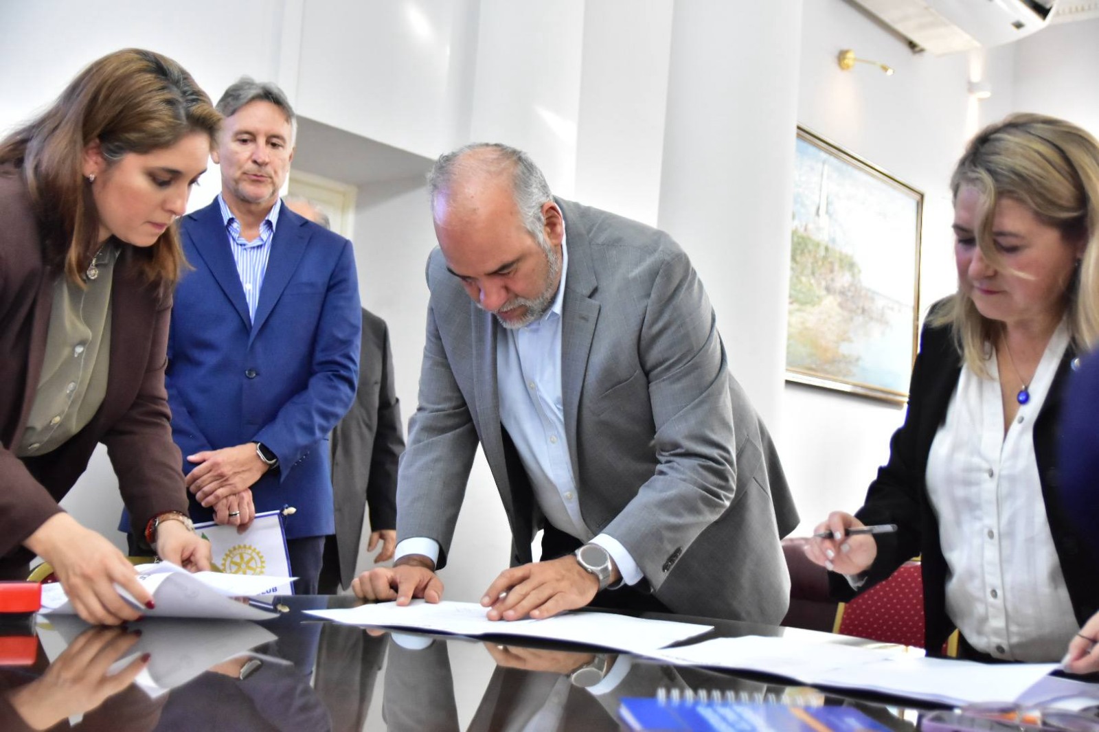 El Municipio y el Rotary Club Corrientes Sur impulsan una costanera cardioprotegida 