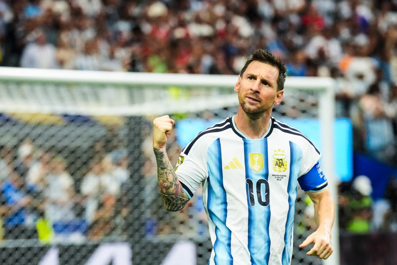 A los 39 años, Messi celebró su cumpleaños entrenando y recibió homenajes de todo el mundo