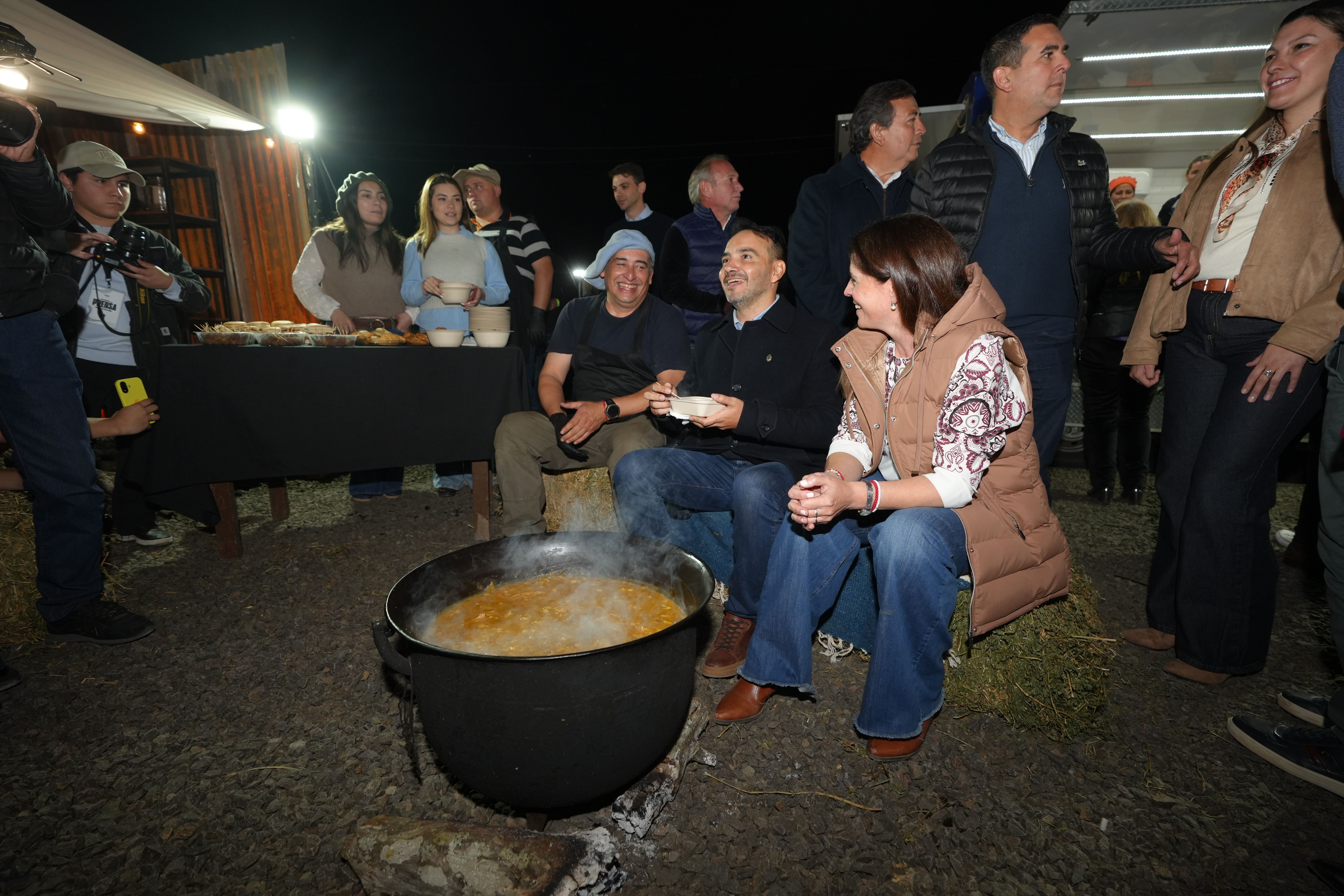 Valdés inauguró la Fiesta Provincial del Locro y ratificó su apoyo para proyectarla a nivel nacional